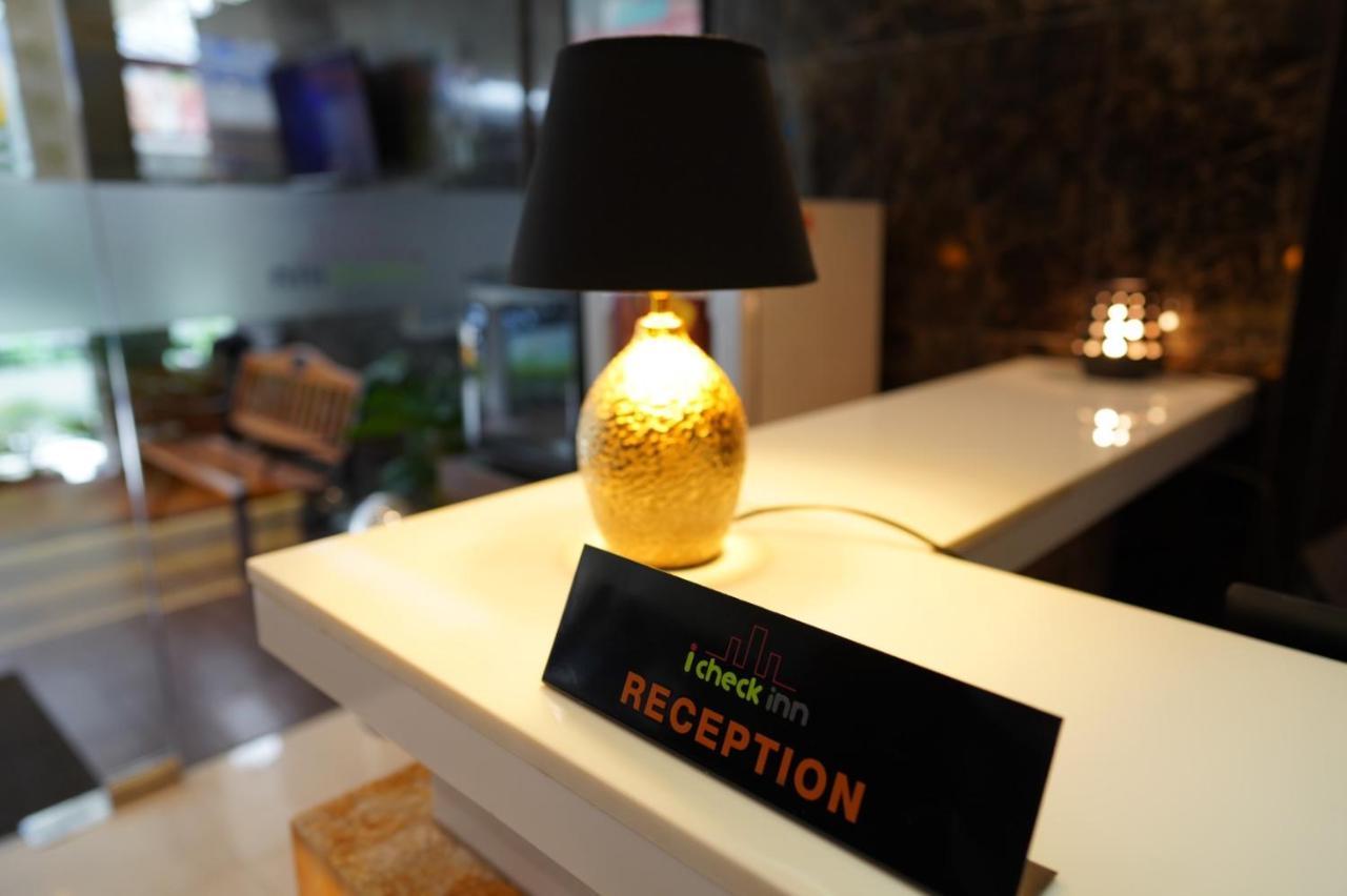 Icheck Inn Nana By Aspira Bangkok Buitenkant foto